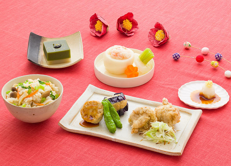 切り餅で!おこわ風炊き込みご飯、鶏肉の三種盛り、カブのエビしんじょ、柚子香る抹茶羊羹